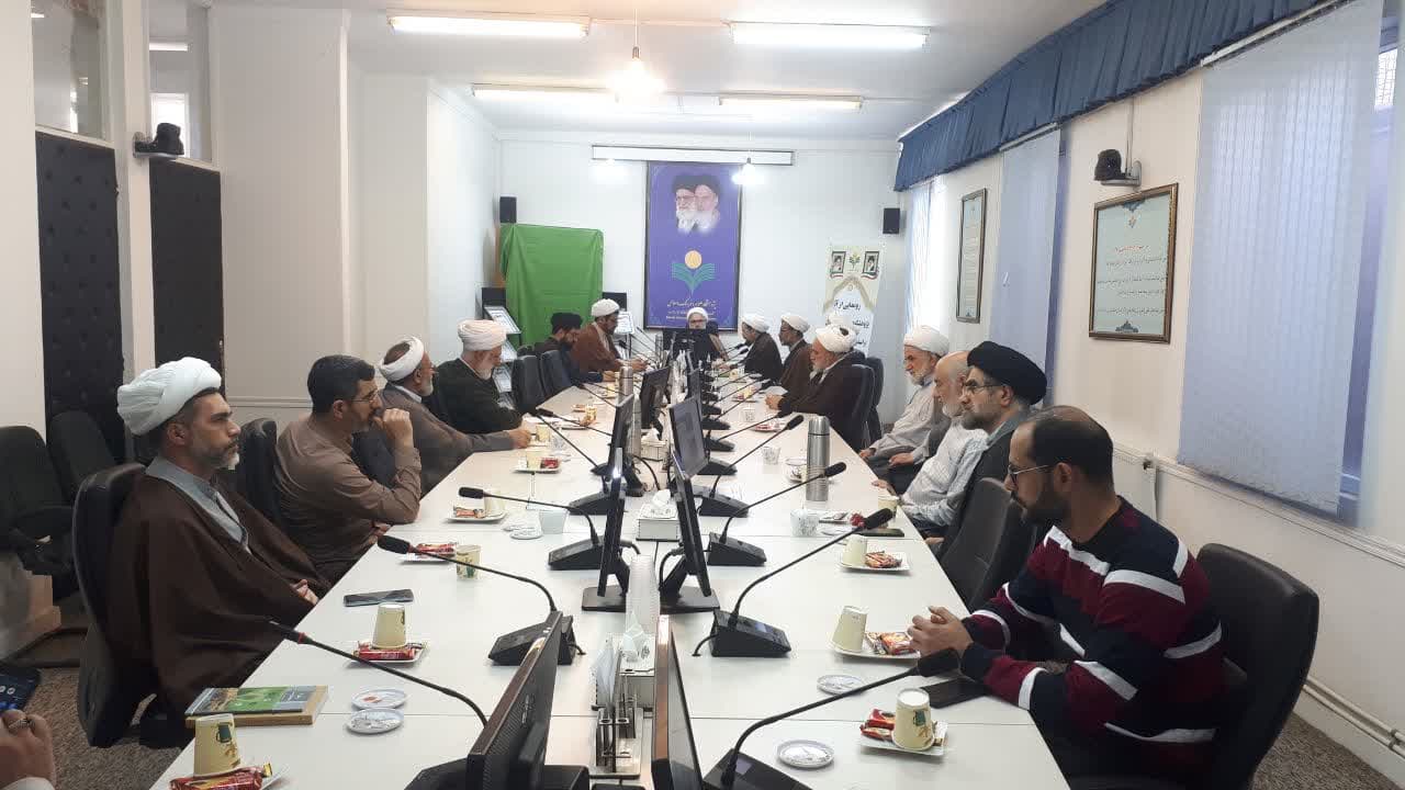 با حضور رئیس پژوهشگاه علوم و فرهنگ اسلامی؛
